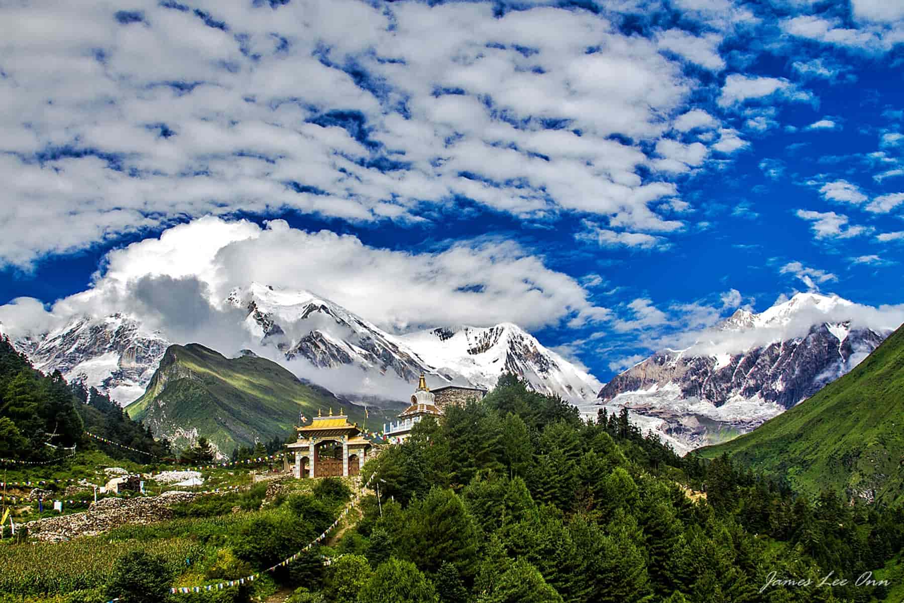 Manaslu and  Tsum Valley Trek